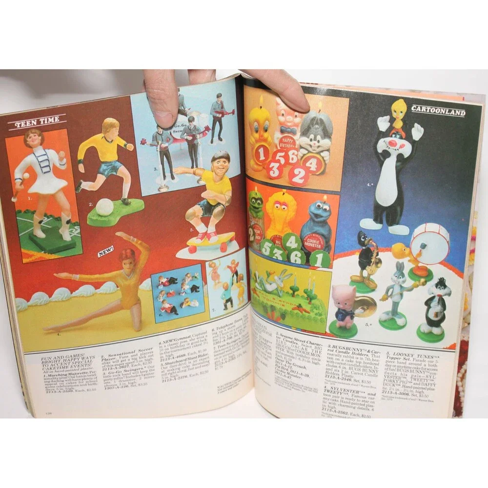 Vintage Wilton YEARBOOK 1981 Cake Decorating Magazine Catalog Star Wars Disney